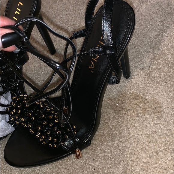 Beaded black and gold tie up heel, never worn. - Picture 3 of 5